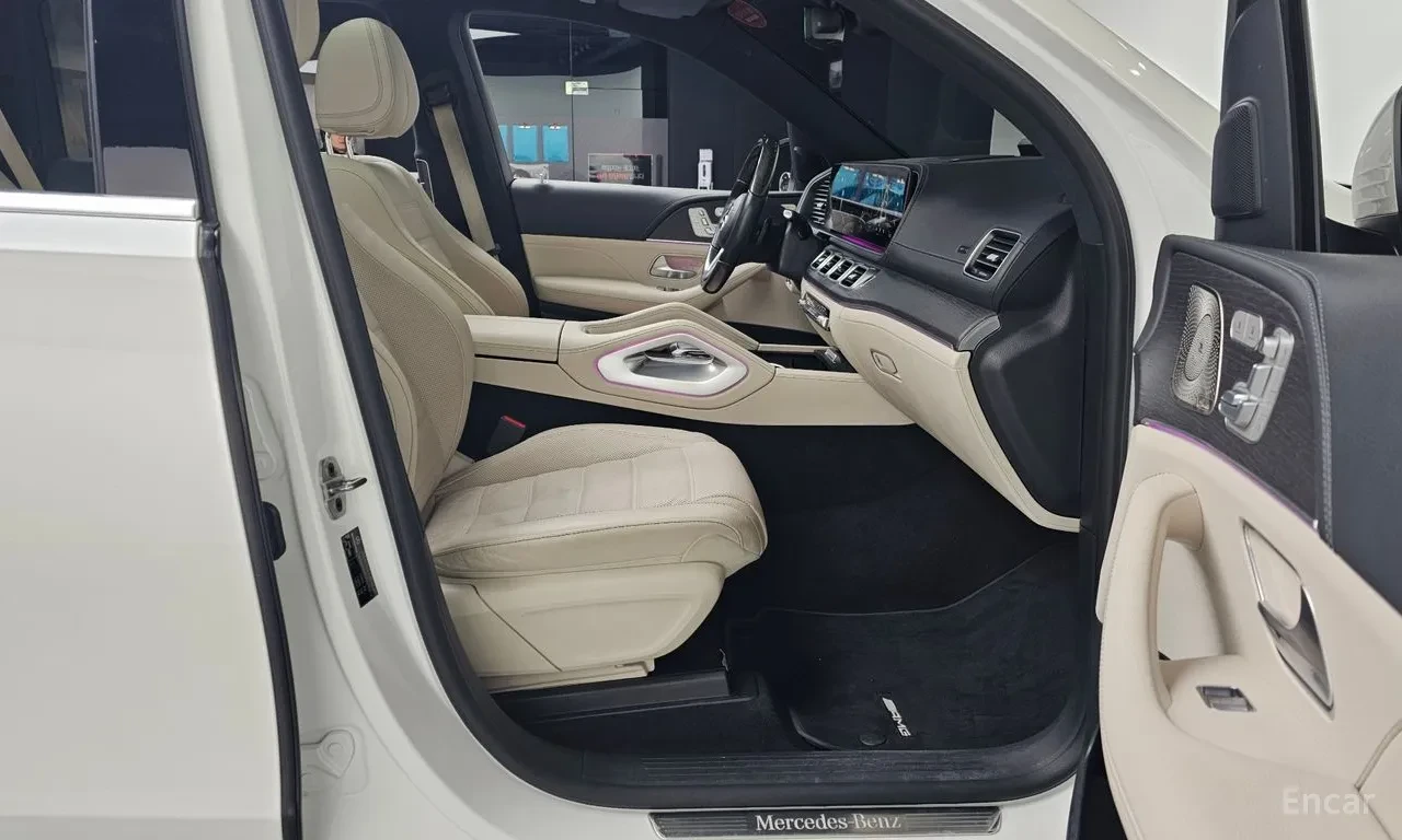 Mercedes-Benz GLS 400 4MATIC | Air Suspension | Кожен салон | 7 места, снимка 11 - Автомобили и джипове - 55201041