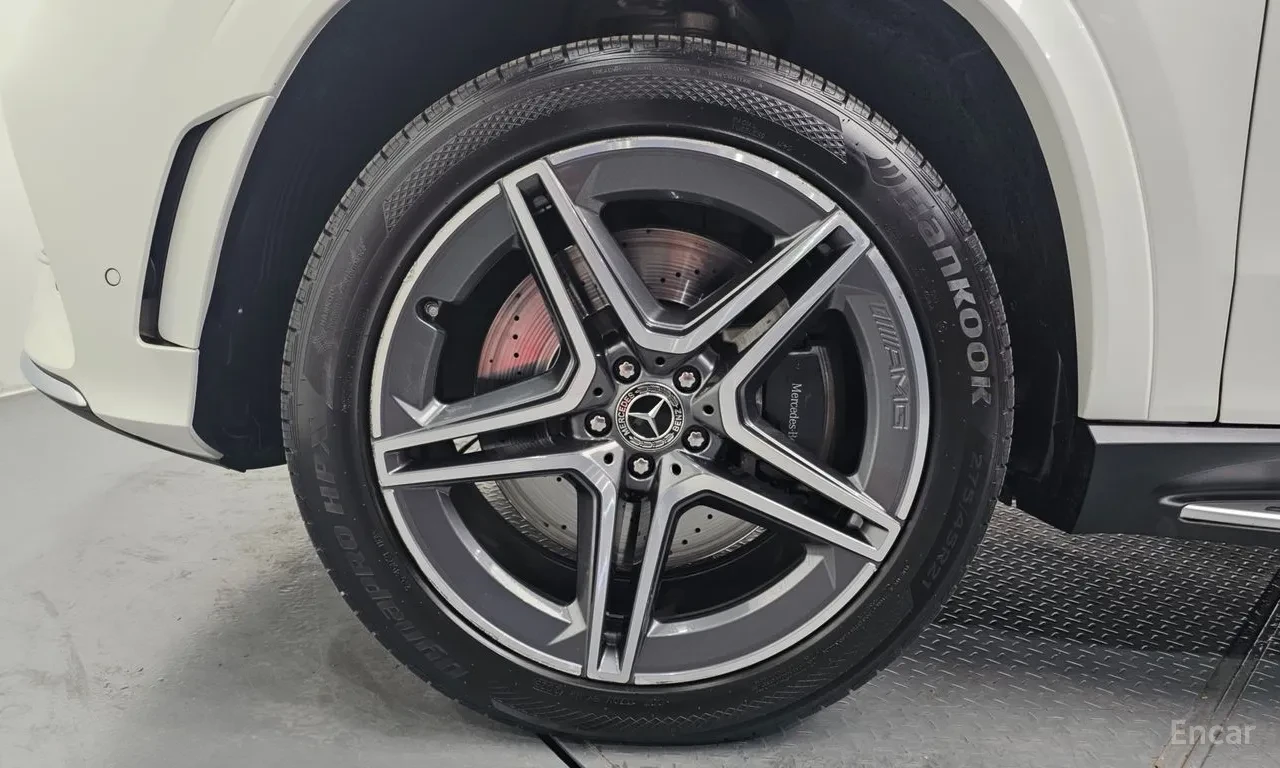 Mercedes-Benz GLS 400 4MATIC | Air Suspension | Кожен салон | 7 места, снимка 5 - Автомобили и джипове - 55201041