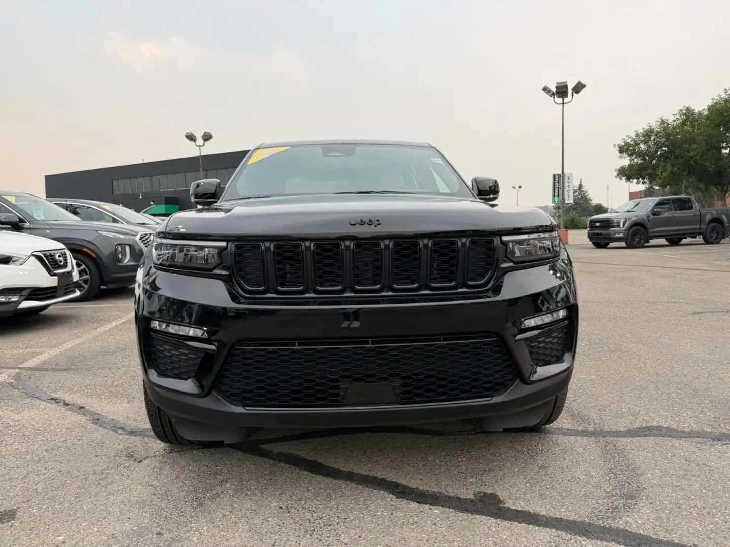 Jeep Grand cherokee Limited ЦЕНА ДО БЪЛГАРИЯ АВТОКРЕДИТ, снимка 2 - Автомобили и джипове - 55437380