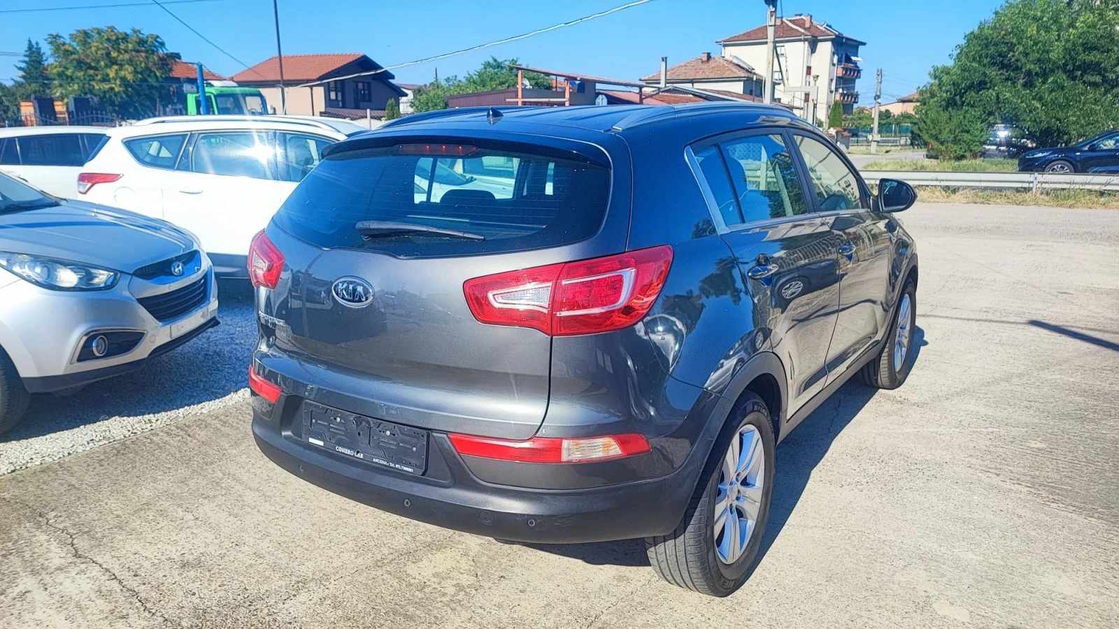 Kia Sportage 1.6, снимка 8 - Автомобили и джипове - 55610924