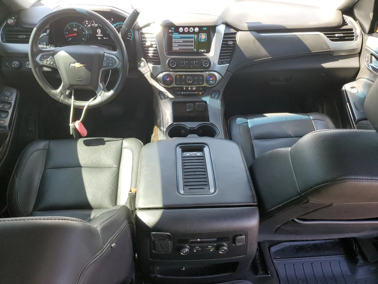Chevrolet Suburban 5.3l K1500 Lt, снимка 8 - Автомобили и джипове - 55977185