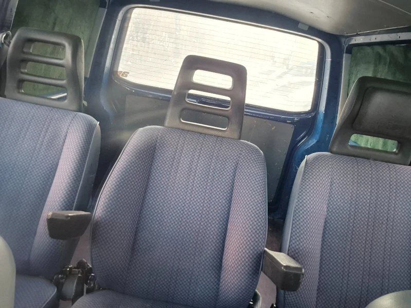 VW T5 1.9 tdi, снимка 7 - Бусове и автобуси - 52616431