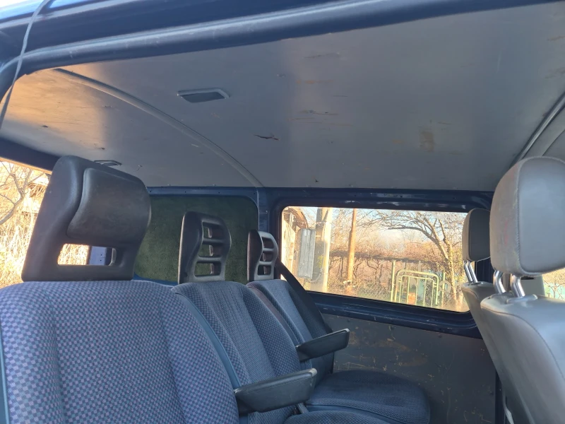 VW T5 1.9 tdi, снимка 8 - Бусове и автобуси - 52616431