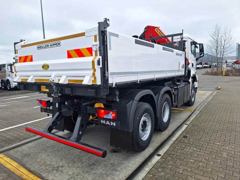 Man Tgs 28.520 6x4-4 + Meiller, снимка 7 - Камиони - 52836315