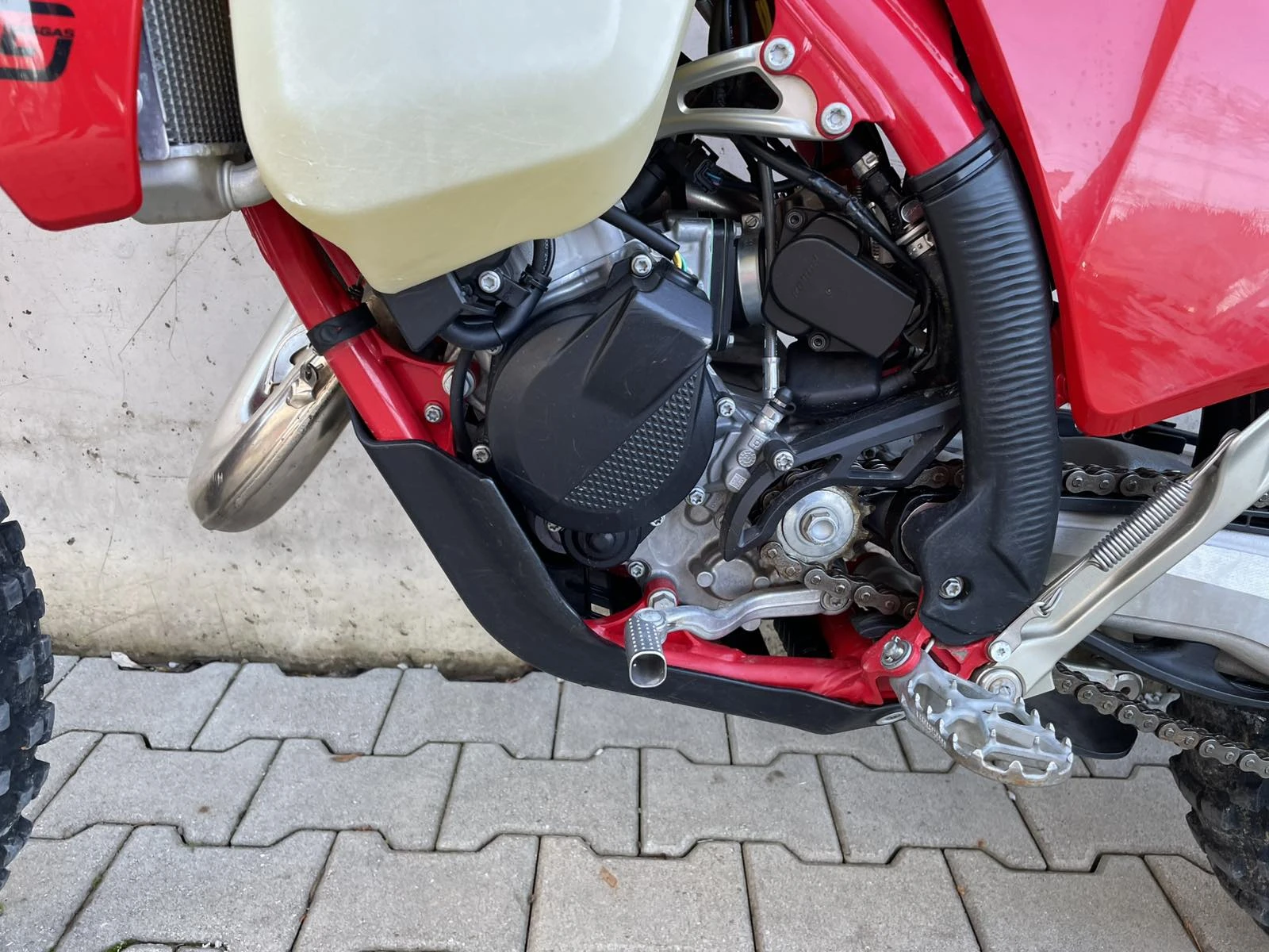 GASGAS EC 125 2025 - изображение 10