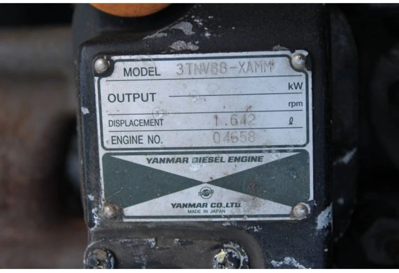 Валяк Ammann AV40E НАЛИЧЕН 4100кг, снимка 10 - Индустриална техника - 43569189