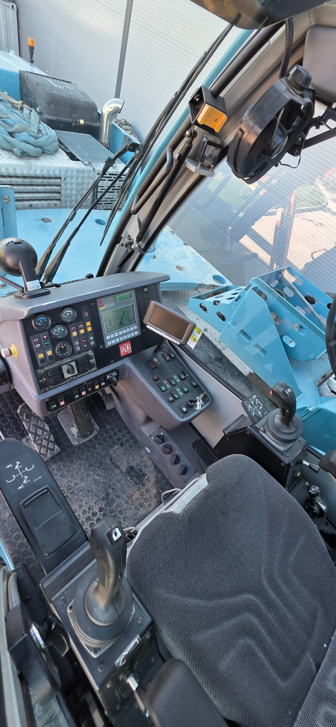 Автокран Друга марка TADANO ATF100G-4, снимка 9 - Индустриална техника - 56081342