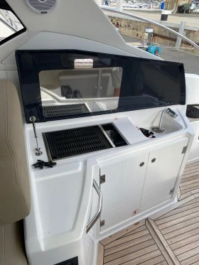 Моторна яхта Azimut 34, снимка 11