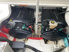 Моторна яхта Azimut 34, снимка 12