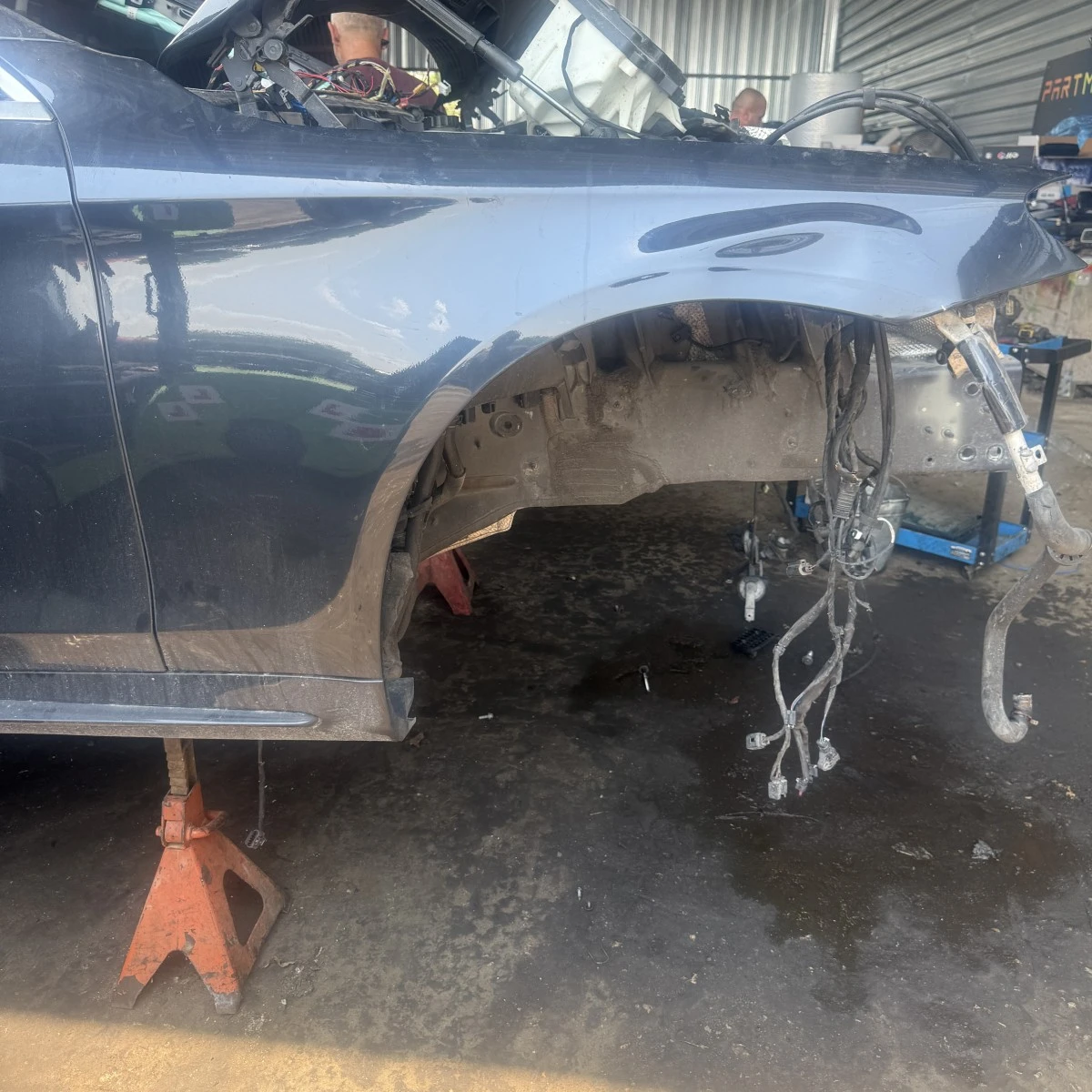 Преден десен калник Mercedes W222 Facelift 2019 Черен A2228800218