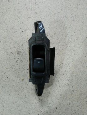 Копче ел стъкло задно дясно Субару Легаси (11)