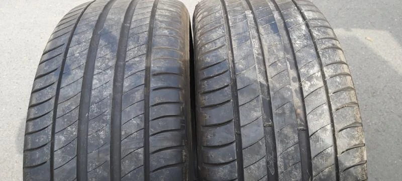 Гуми Летни 245/45R18, снимка 1 - Гуми и джанти - 29858835