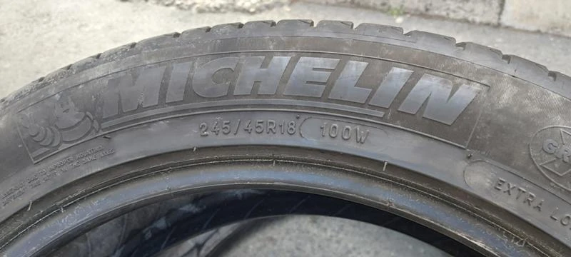 Гуми Летни 245/45R18, снимка 4 - Гуми и джанти - 29858835