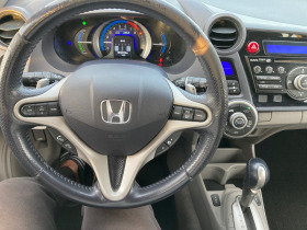 Honda Insight 1.3Automat, снимка 17 - Автомобили и джипове - 45401783