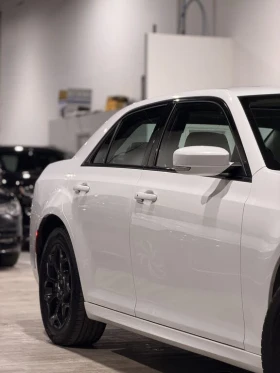 Chrysler 300c Touring L* AWD* АвтоКредит* (ЦЕНА ДО БГ) - 43999 лв. / 22496.33 € - 92145905 8
