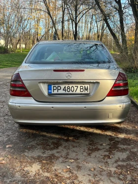 Mercedes-Benz E 220, снимка 5