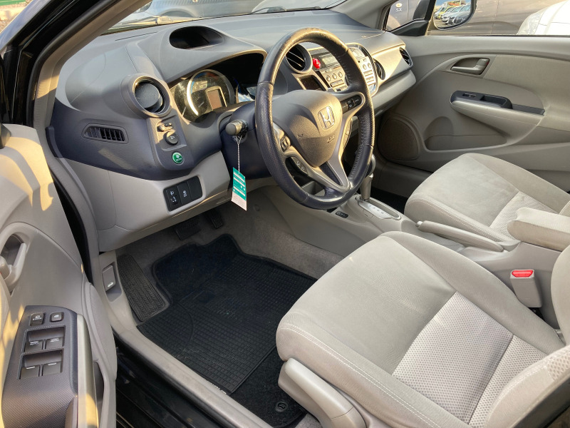 Honda Insight 1.3Automat, снимка 7 - Автомобили и джипове - 45401783