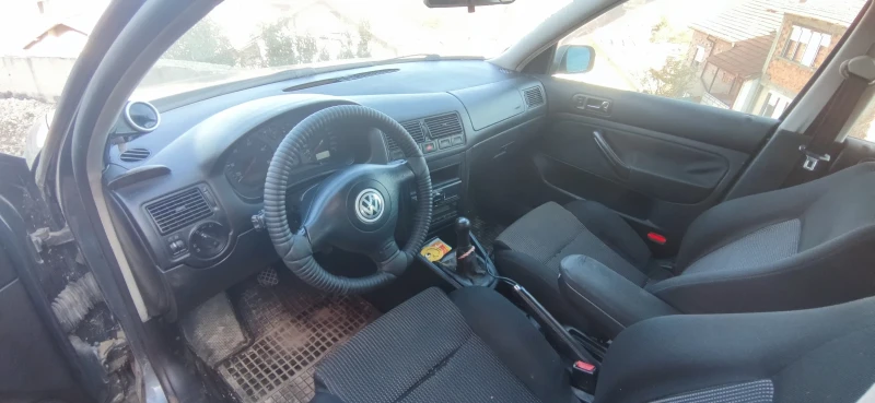 VW Golf 1.9TDI, снимка 7 - Автомобили и джипове - 47801642