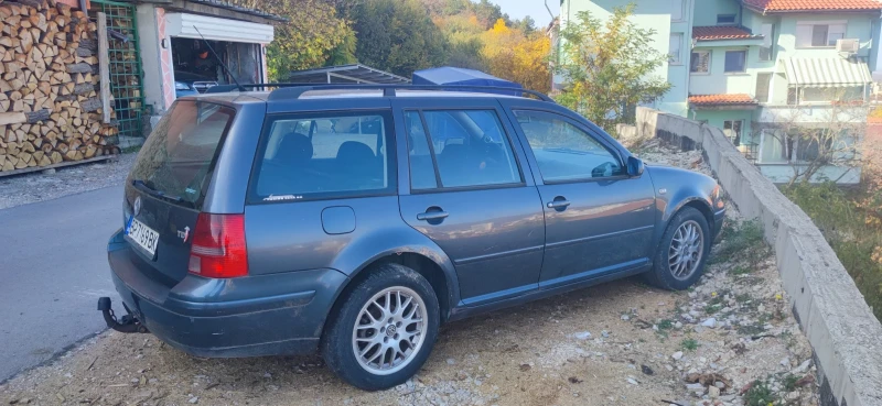 VW Golf 1.9TDI, снимка 9 - Автомобили и джипове - 47801642