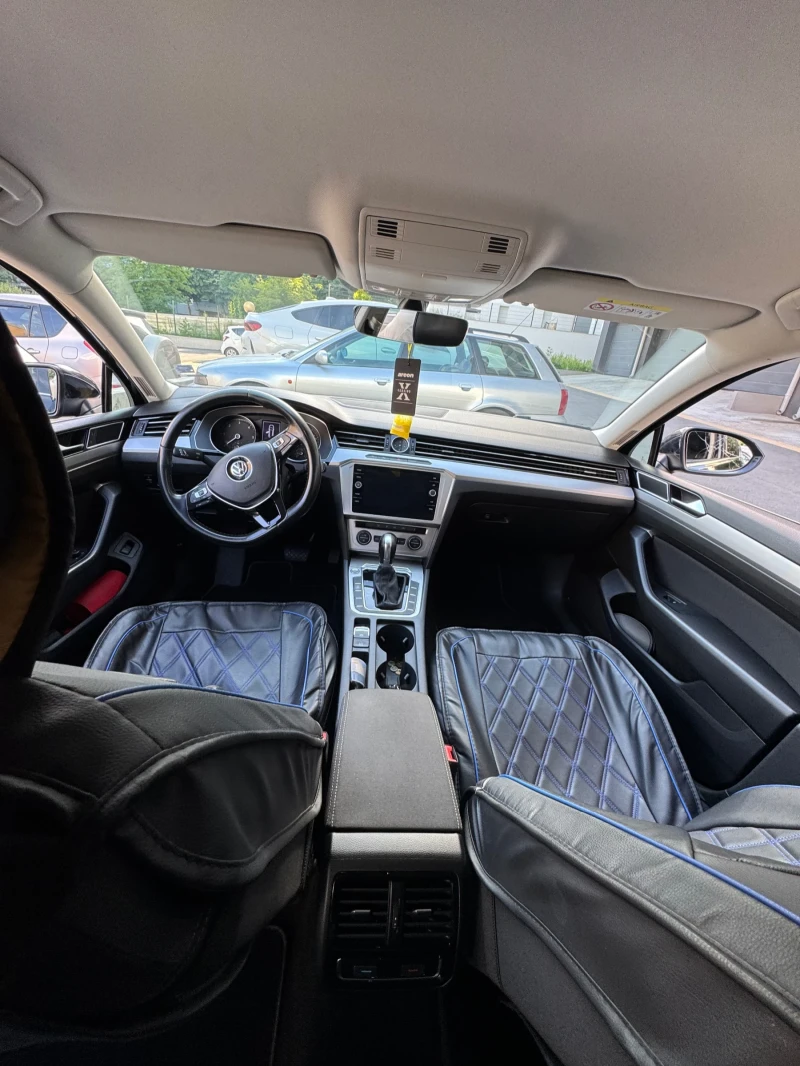 VW Passat, снимка 6 - Автомобили и джипове - 52540829