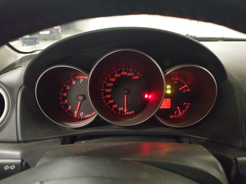 Mazda 3, снимка 12 - Автомобили и джипове - 52531729