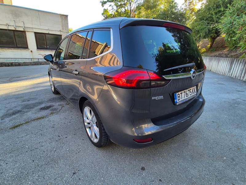 Opel Zafira Тourer, снимка 8 - Автомобили и джипове - 52205192