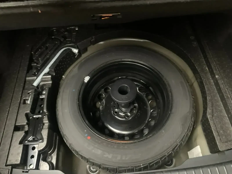 VW Passat 1, 6, 115000 км, снимка 6 - Автомобили и джипове - 53055980