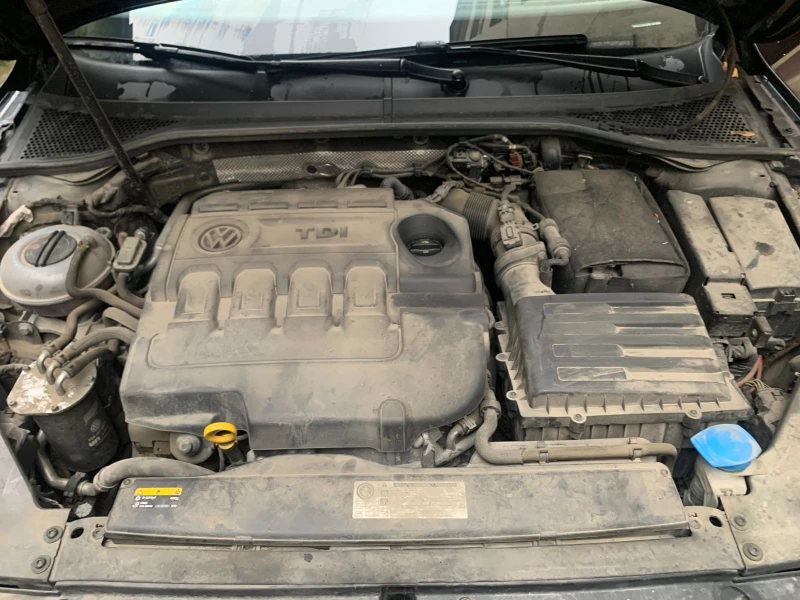 VW Passat 1, 6, 115000 км, снимка 14 - Автомобили и джипове - 53055980