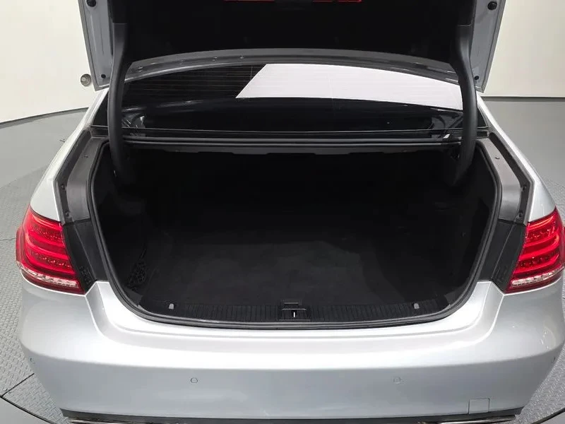 Mercedes-Benz E 300 AVANTGARDE, снимка 4 - Автомобили и джипове - 55445002