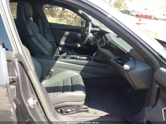 Audi E-Tron GT, снимка 11 - Автомобили и джипове - 56683246