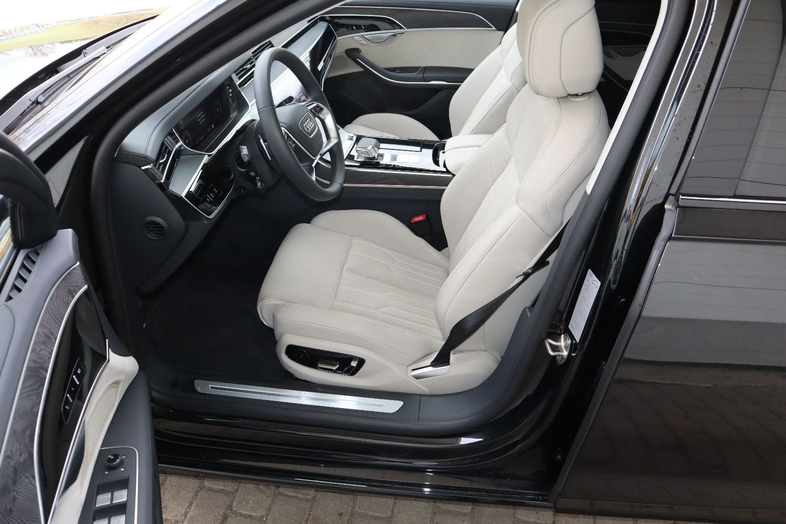 Audi A8 55 TFSI quattro S line | Mobile.bg — изображение 12