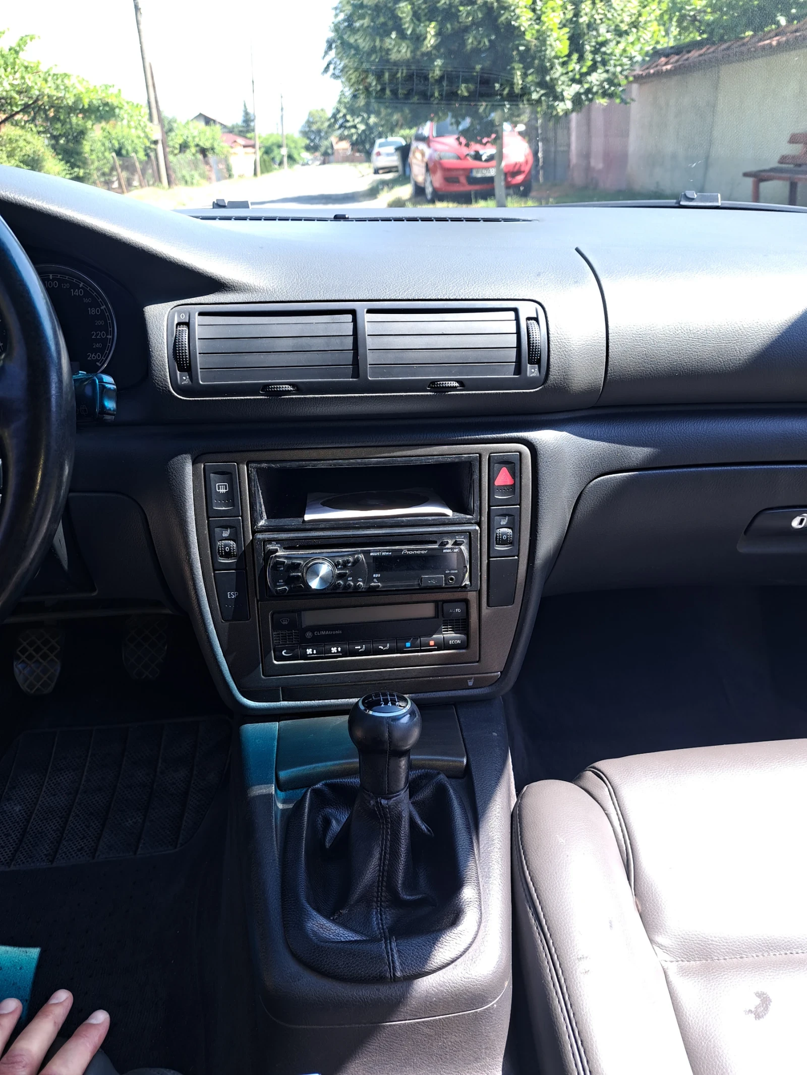 VW Passat 1.9 - изображение 9