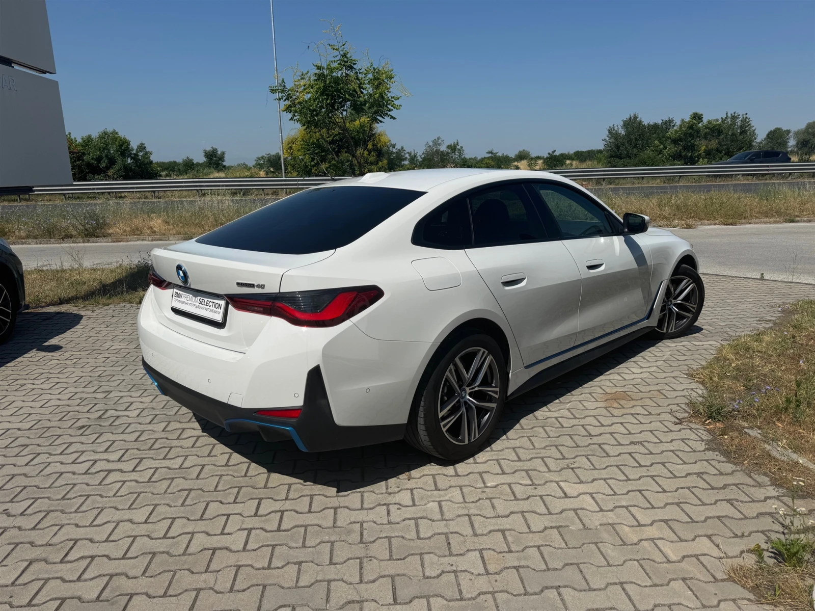 BMW i4 eDrive40 Гран Купе - изображение 2