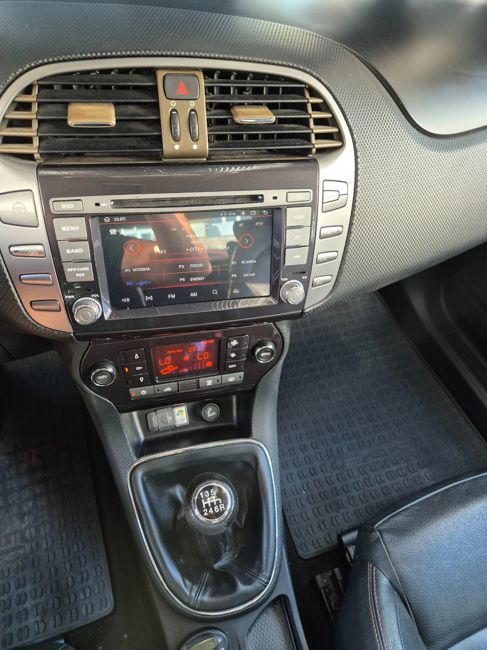 Fiat Bravo Full екстри, кожа, navi, Много запазена - изображение 9
