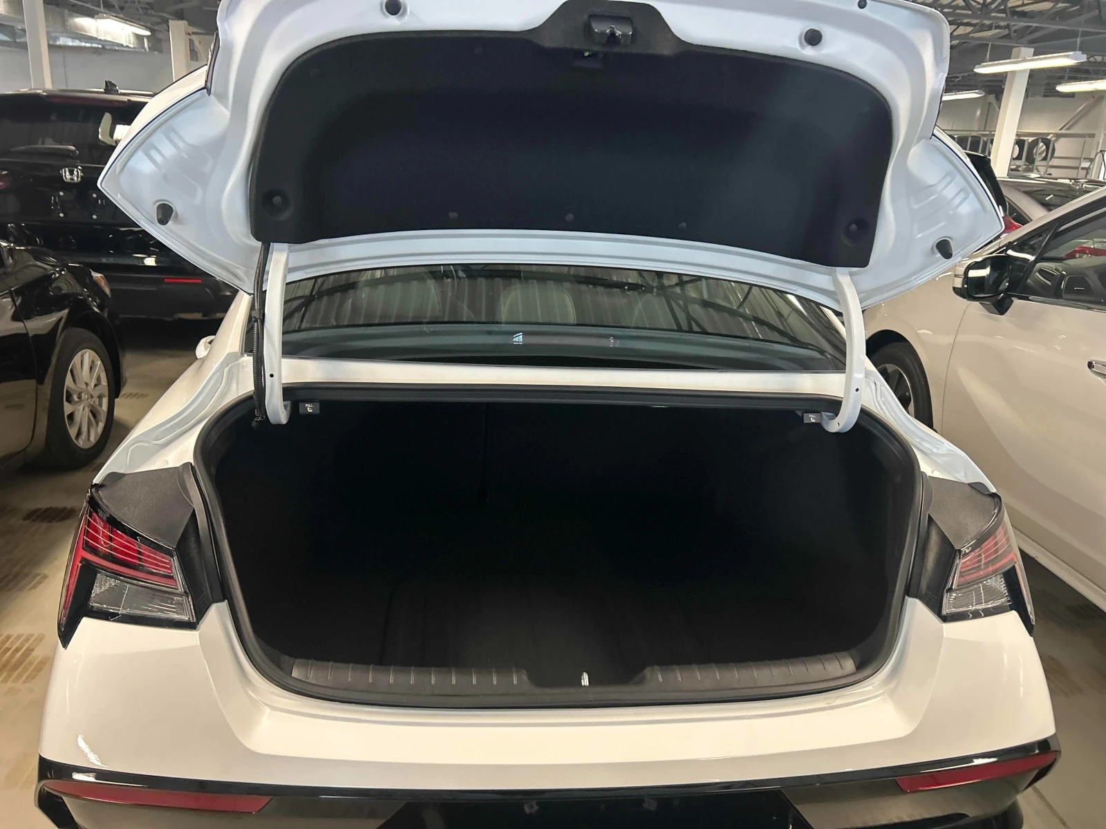 Hyundai Elantra * CARFAX *    | Mobile.bg   12