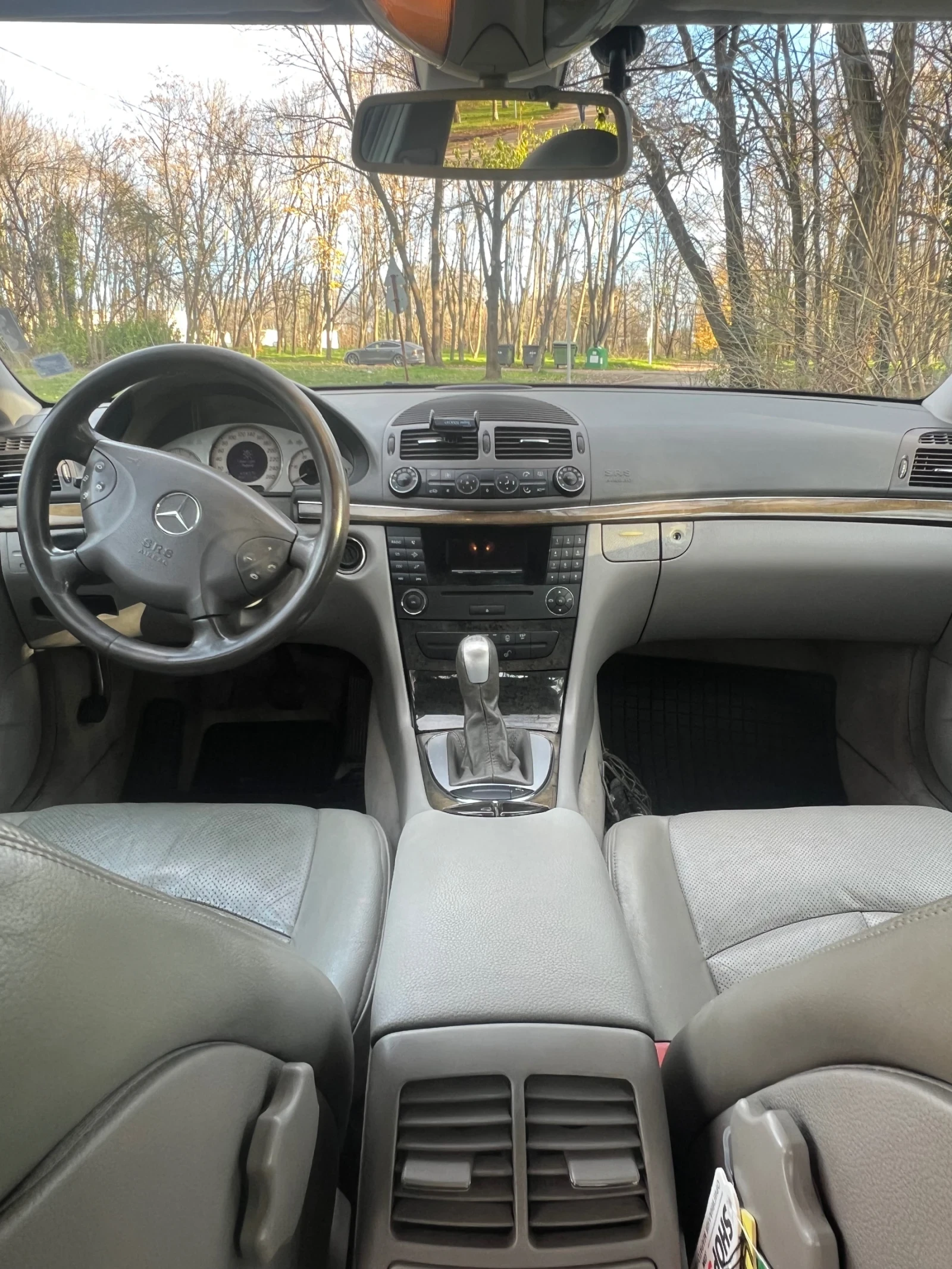 Mercedes-Benz E 220  - изображение 8