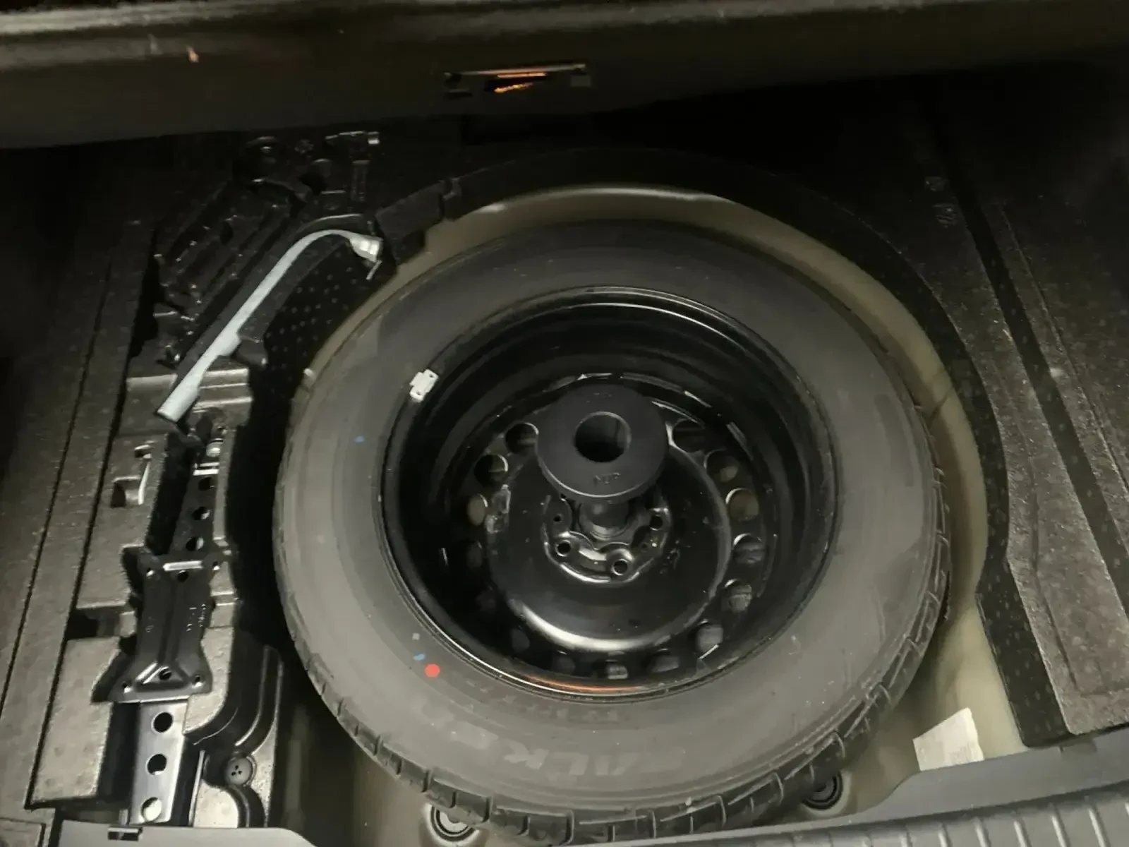 VW Passat 1, 6, 115000 км - изображение 6