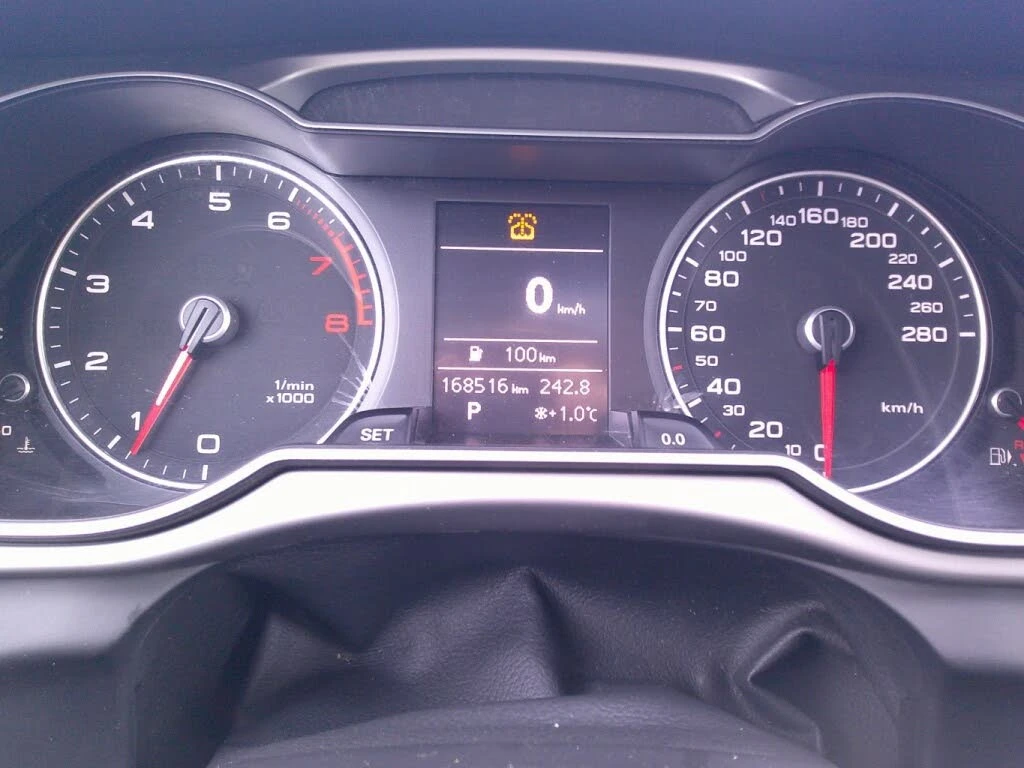 Audi A4 QUATTRO* PREMIUM* KEYLESS* АвтоКредит(ЦЕНА ДО БГ) - изображение 10