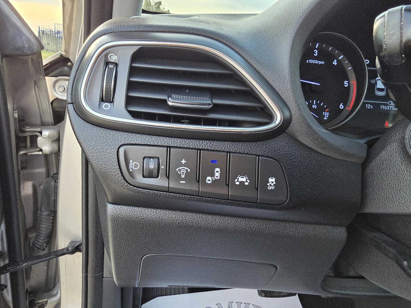 Hyundai I30 1.6CRDI AUTOMATIC 7DCT - изображение 9