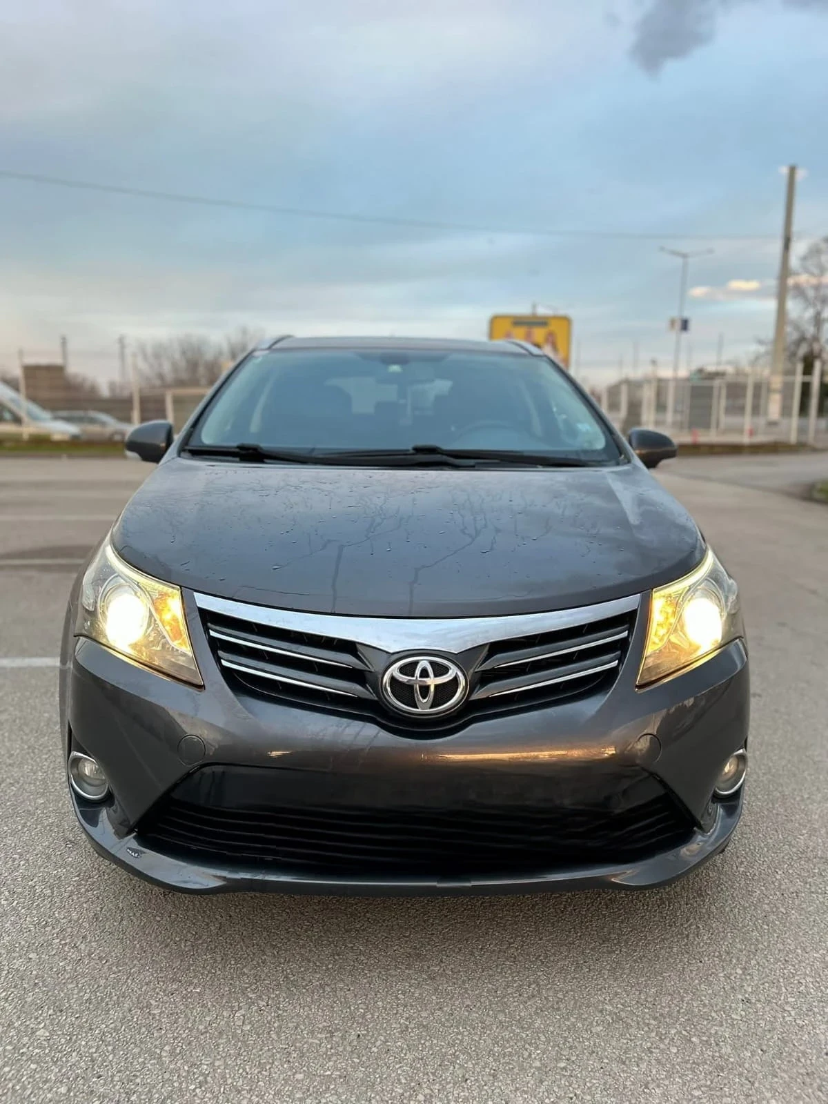 Toyota Avensis, снимка 5 - Автомобили и джипове - 53727394