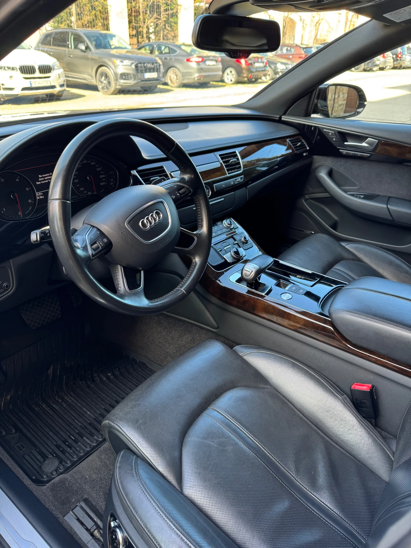 Audi A8 Закупено om Audi Stuttgart, снимка 7 - Автомобили и джипове - 53801183