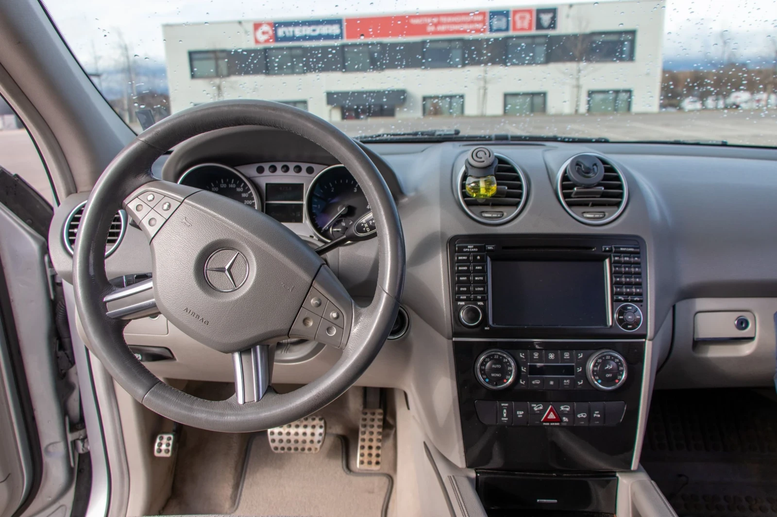 Mercedes-Benz ML 420 4matic/airmatic, снимка 14 - Автомобили и джипове - 53809815