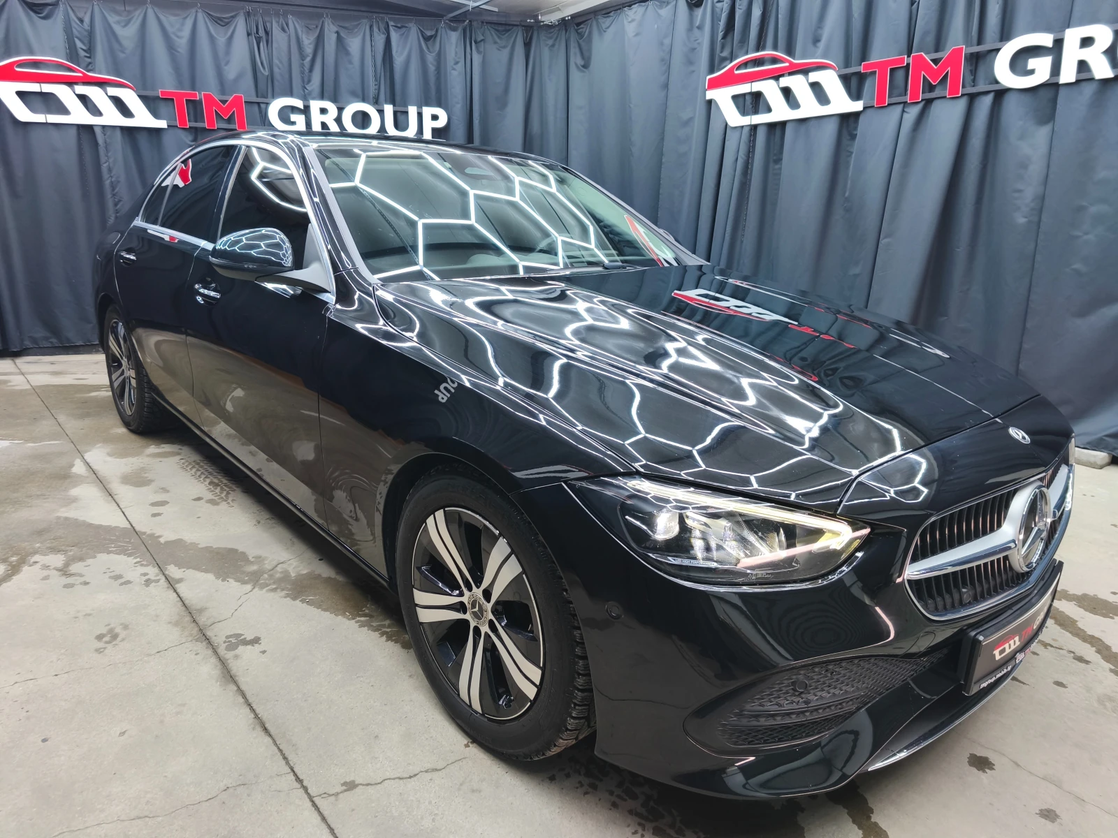 Mercedes-Benz C 220 d Automatic 200k.c Euro6D, снимка 3 - Автомобили и джипове - 54149193