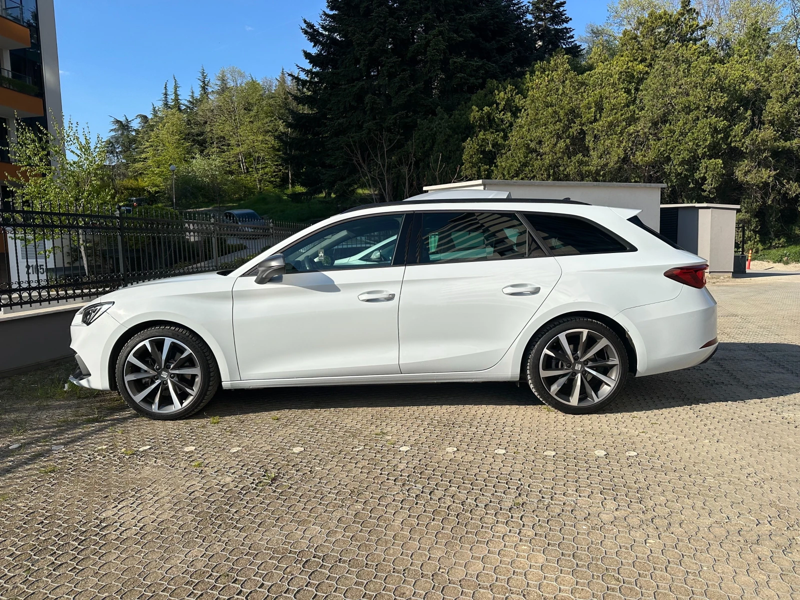 Seat Leon 2.0 TSI 190 к.с., снимка 4 - Автомобили и джипове - 54315381