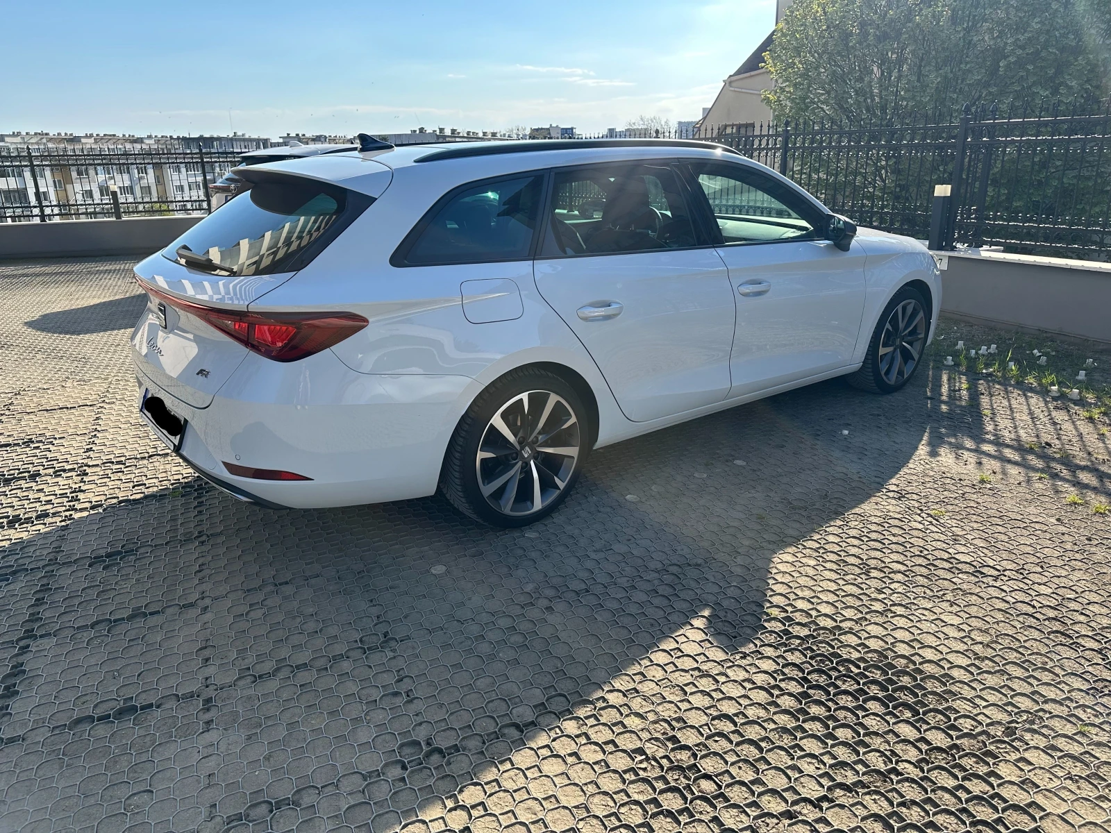 Seat Leon 2.0 TSI 190 к.с., снимка 7 - Автомобили и джипове - 54315381