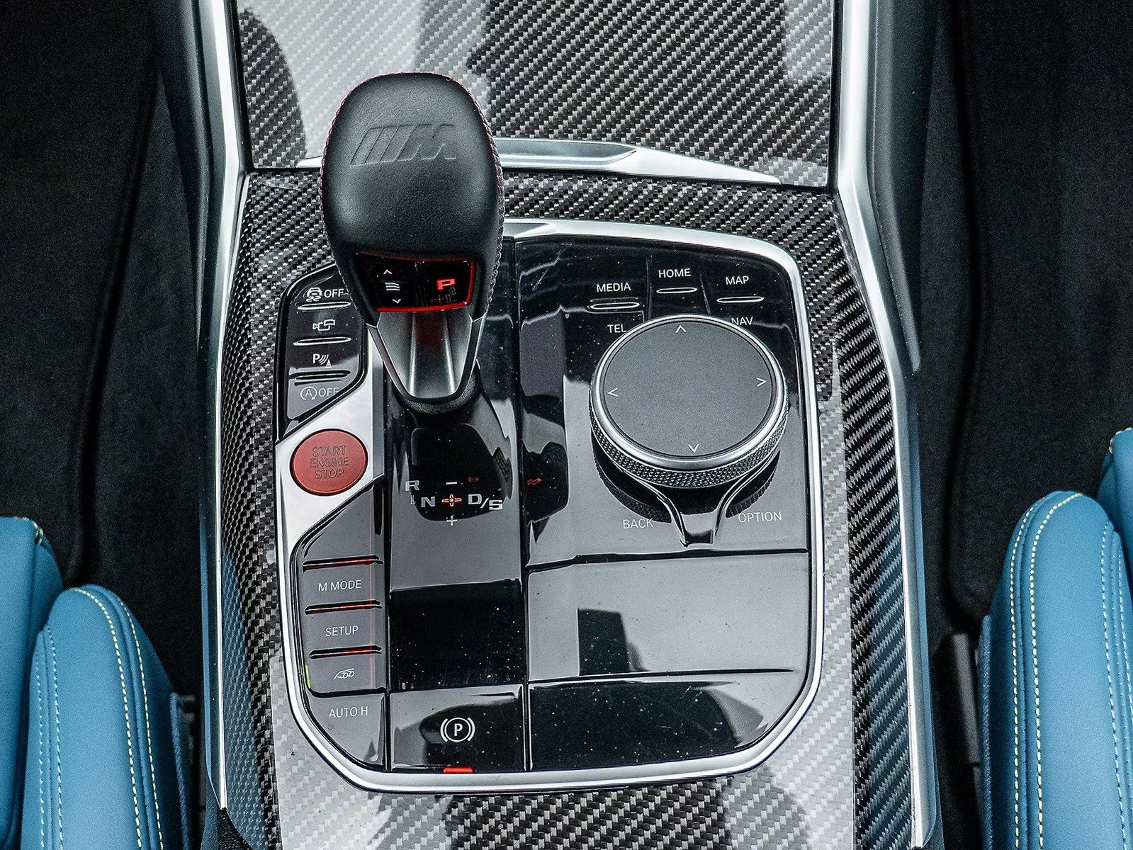 BMW M4 COMPETITION/530HP/xDRIVE/360/CARBON/360/HUD/386z, снимка 14 - Автомобили и джипове - 54407094