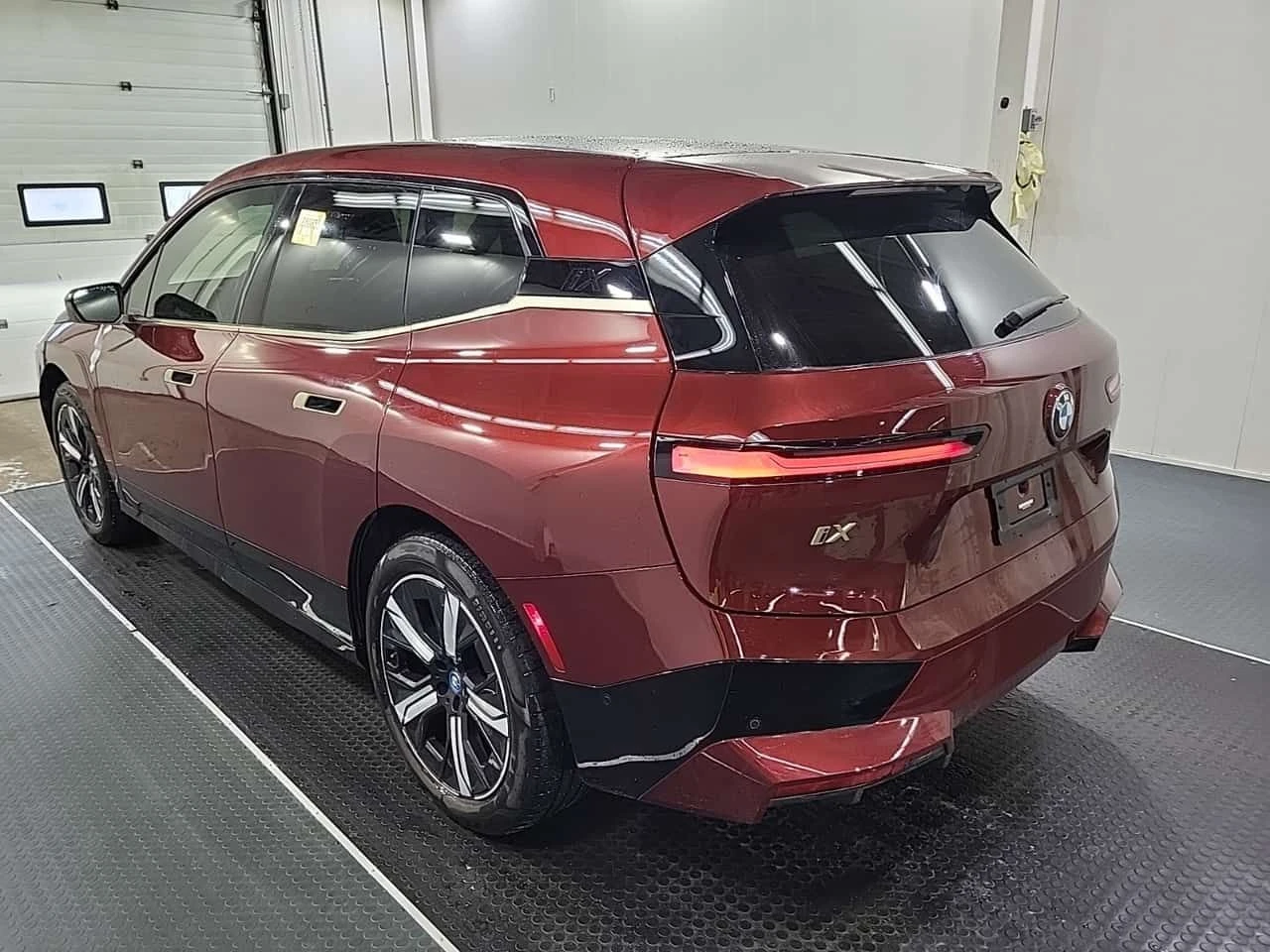 BMW iX XDRIVE50  CARFAX, снимка 4 - Автомобили и джипове - 55099528