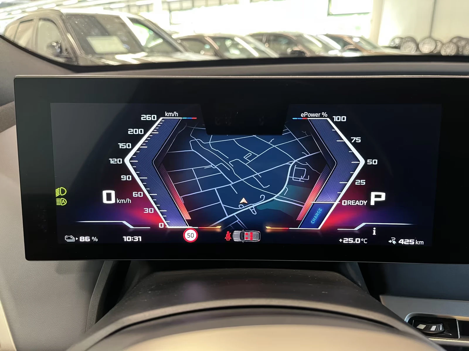 BMW iX M60/xDRIVE/619HP/HUD/SKY LOUNGE/PRO/360/522z, снимка 14 - Автомобили и джипове - 55130606