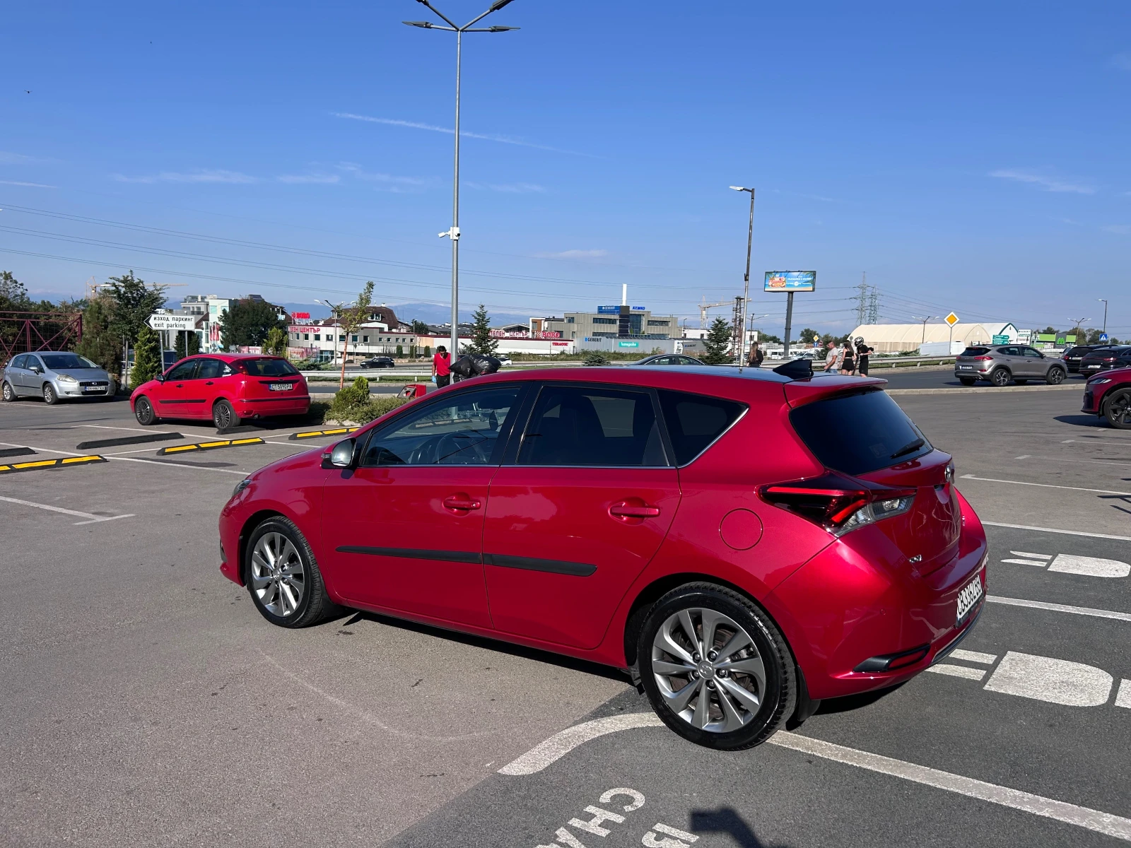 Toyota Auris 1.6 132k.c АВТОМАТИК! ВСИЧКИ ЕКСТРИ!, снимка 5 - Автомобили и джипове - 55873270