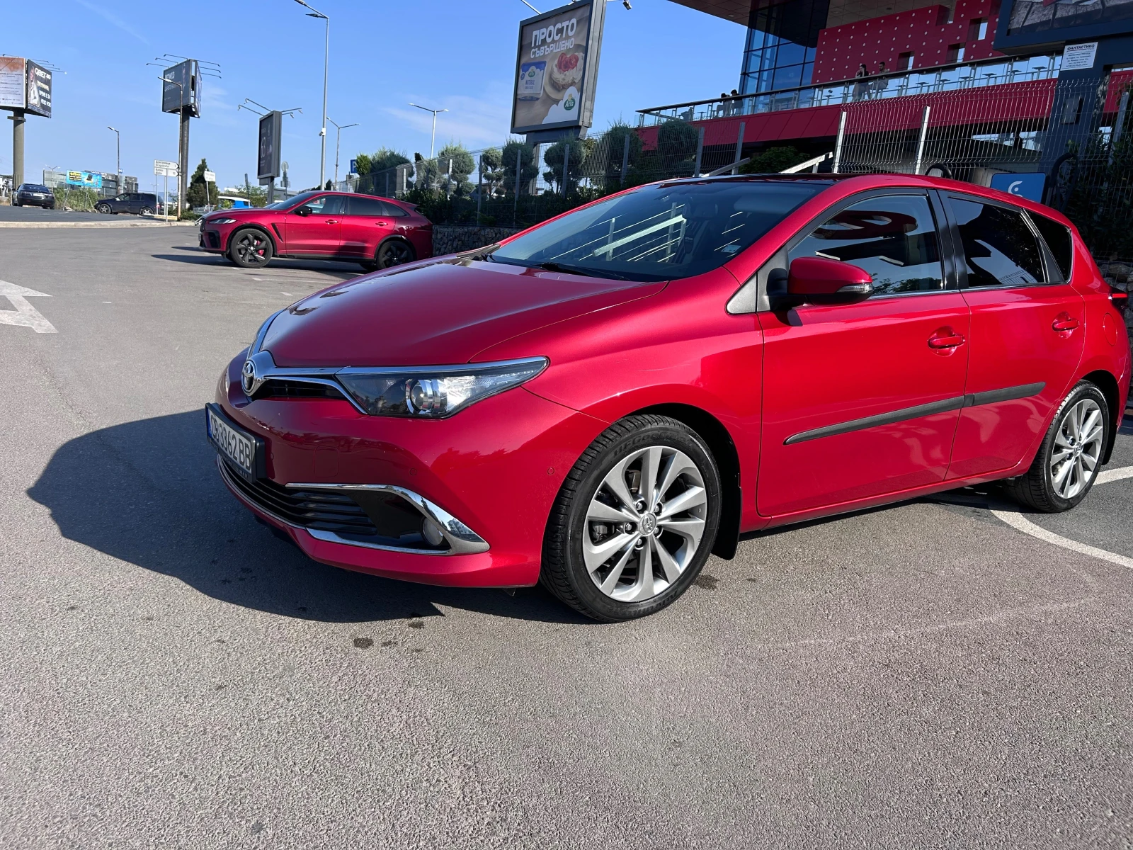 Toyota Auris 1.6 132k.c АВТОМАТИК! ВСИЧКИ ЕКСТРИ!